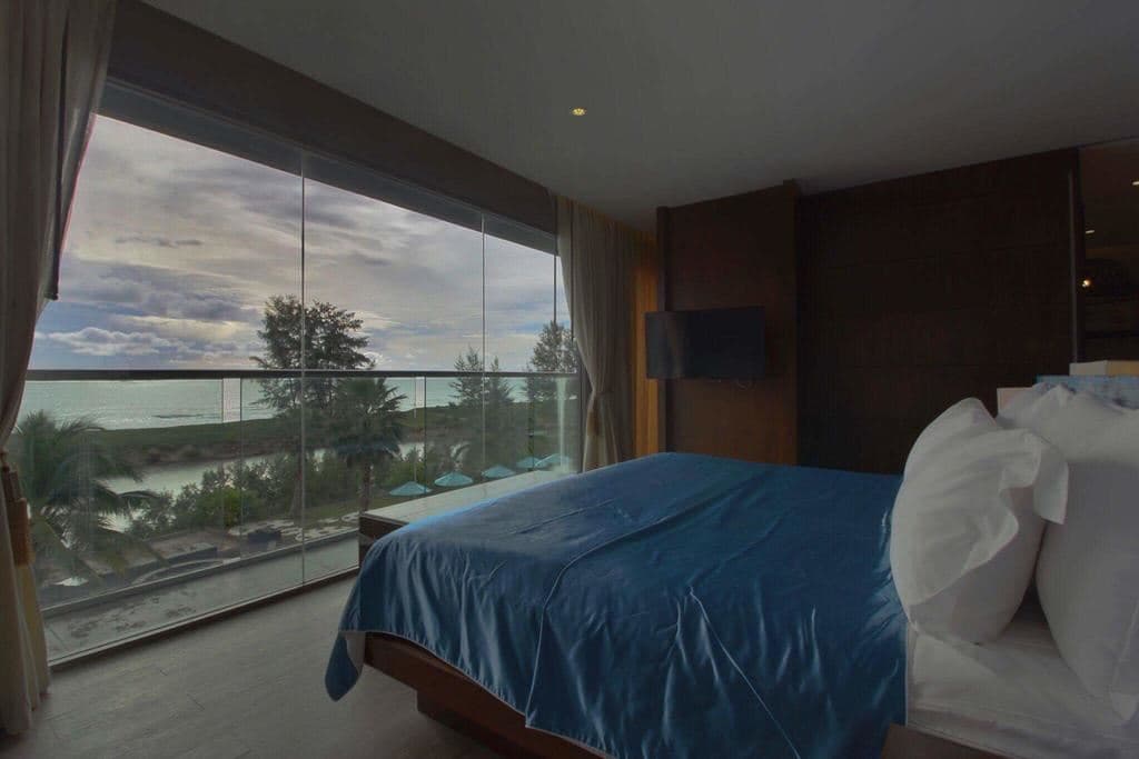 rooms-luxury-suite--seaview
