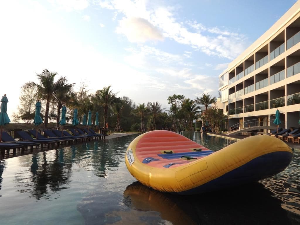 rooms-prestige-pool-suite--seaview