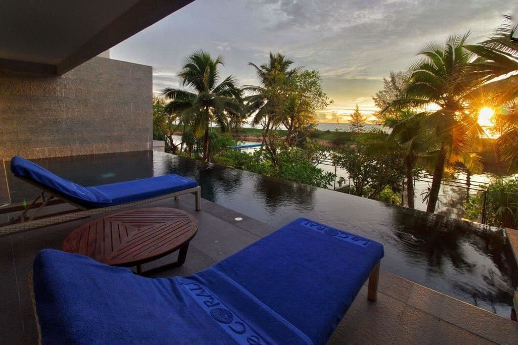 rooms-prestige-pool-suite--seaview