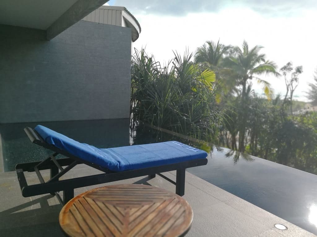 rooms-prestige-pool-suite--seaview