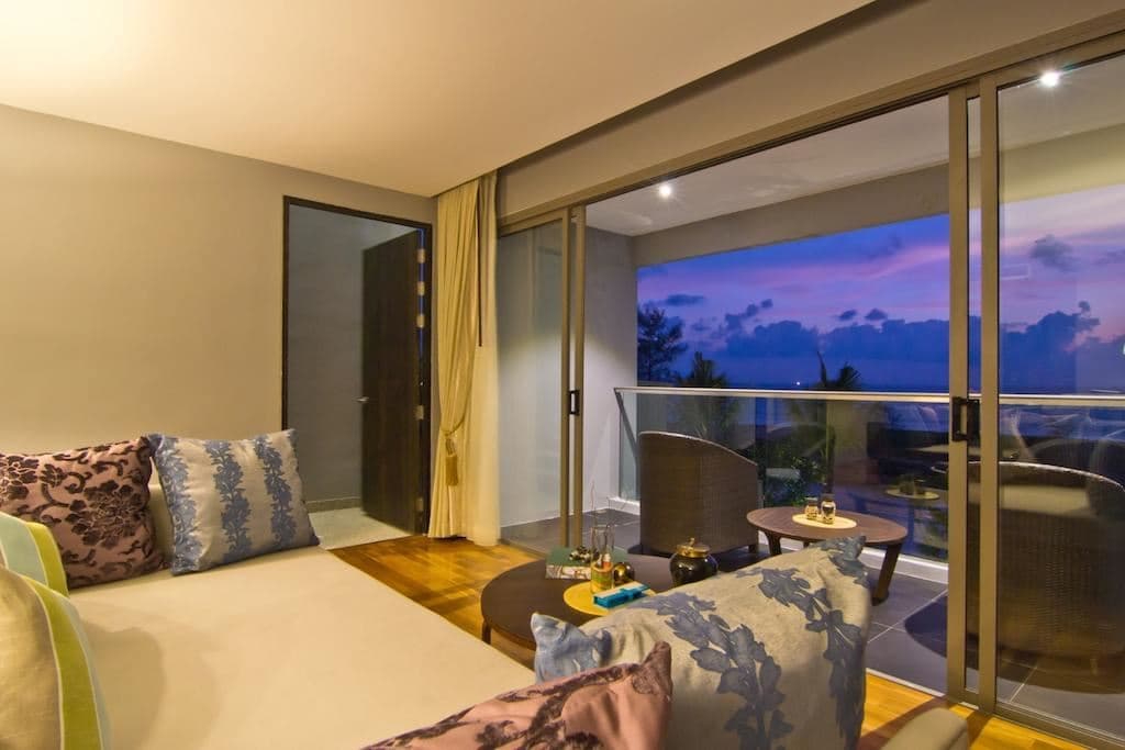 rooms-prestige-duplex--suite--seaview-with--jacuzzi