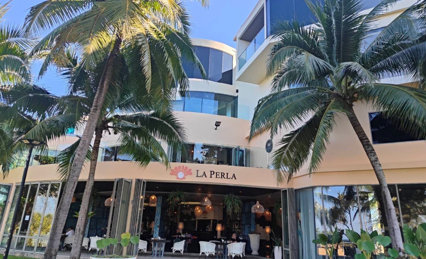 restaurants-la-perla--restaurant