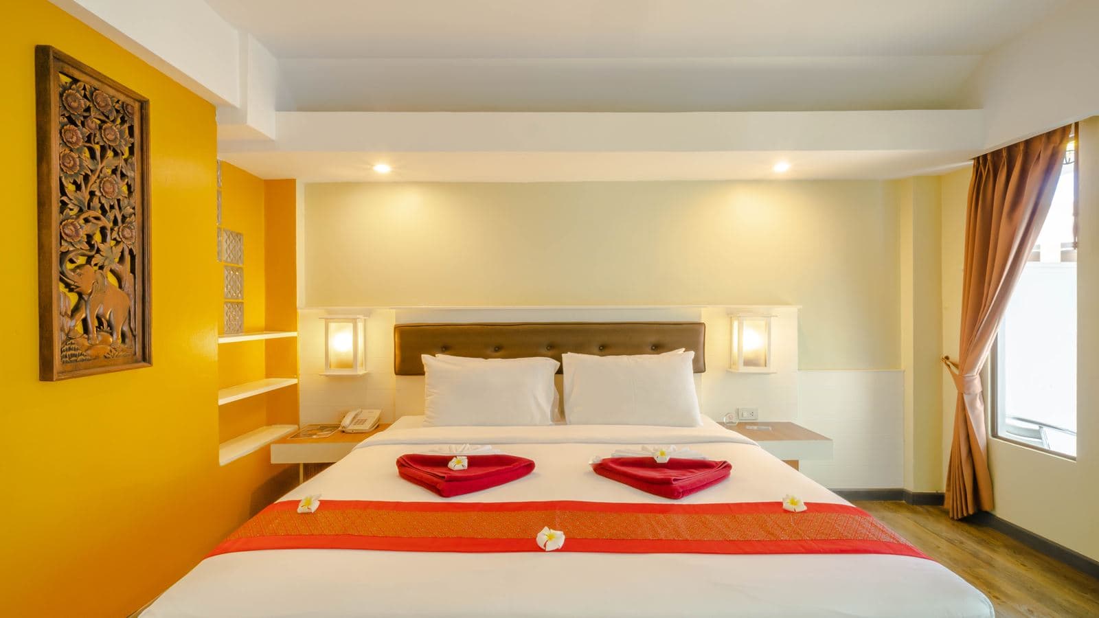 rooms-deluxe-studio