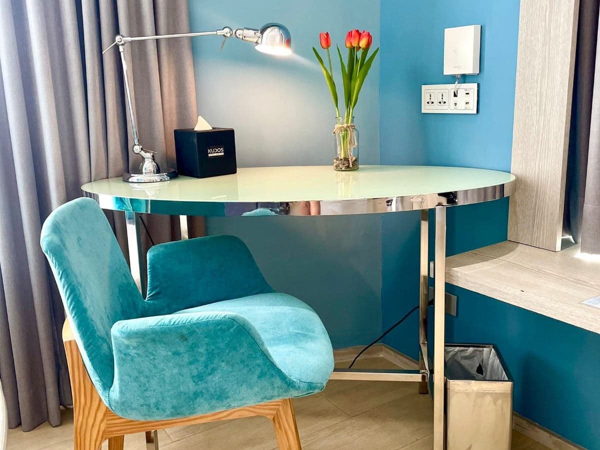 rooms-deluxe-room