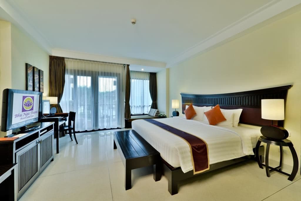 rooms-deluxe-room