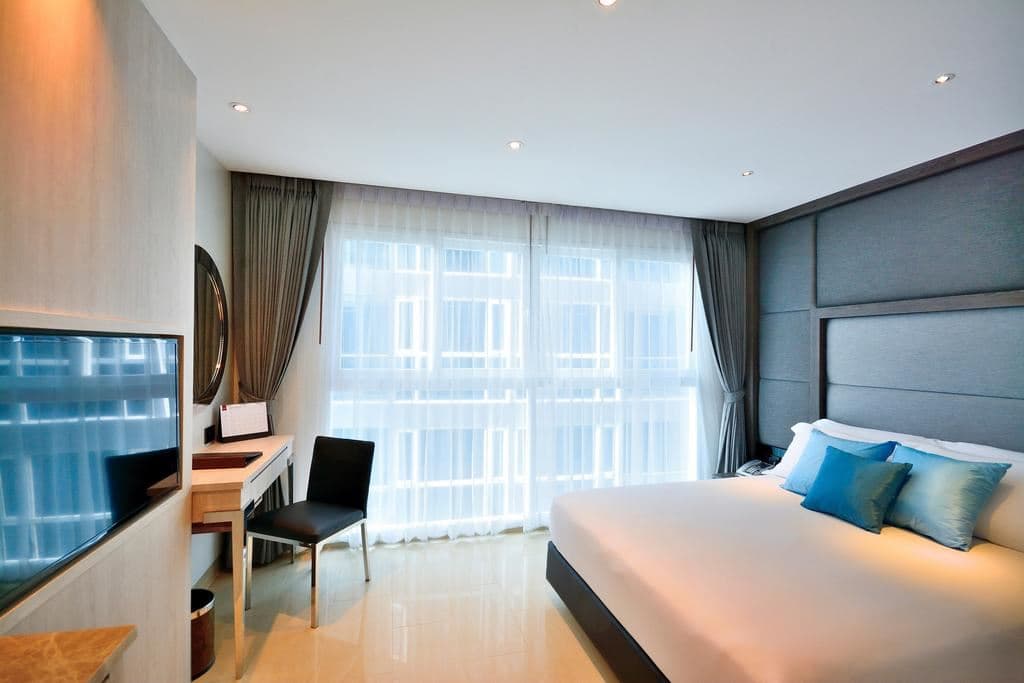 rooms-premier-room