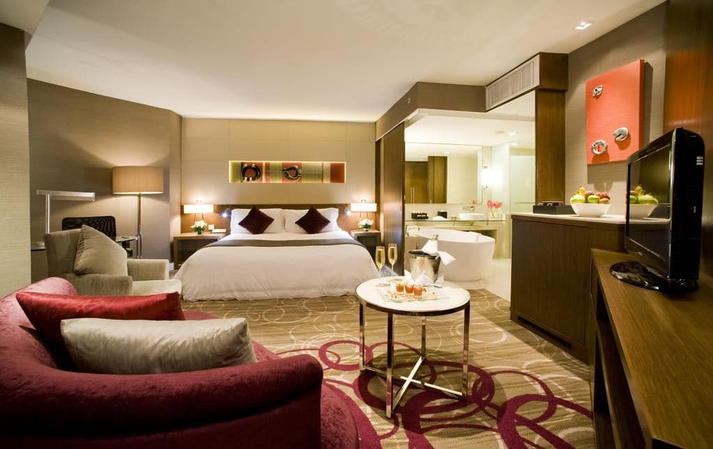 rooms-deluxe-suite