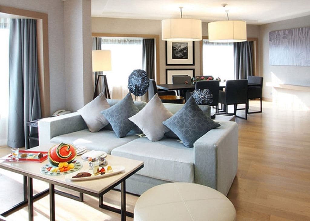 rooms-royal-suite