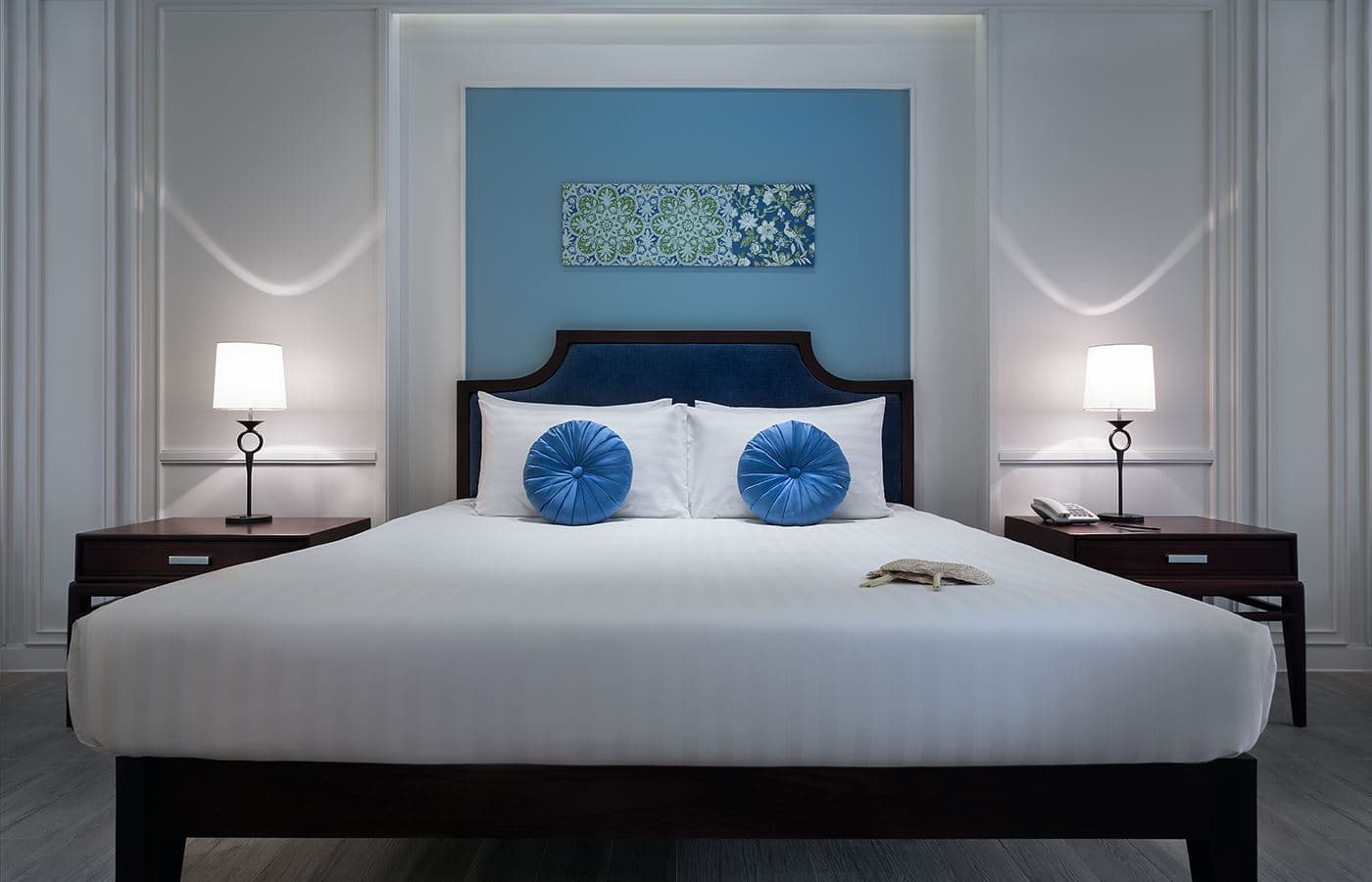 rooms-club-garden