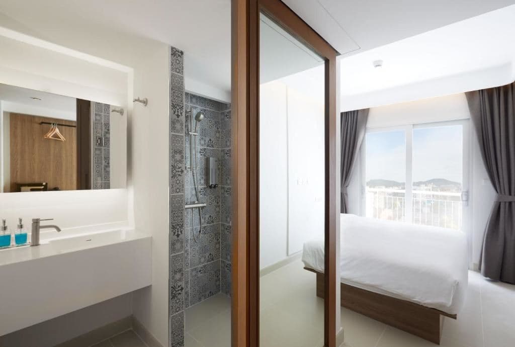 rooms-kalim-bay