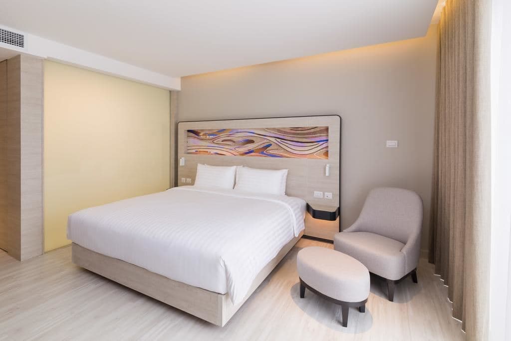 rooms-superior-room