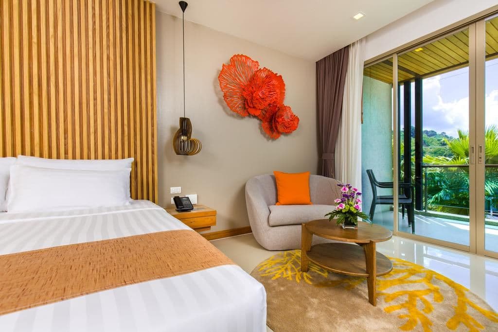 rooms-deluxe-room-ocean-view