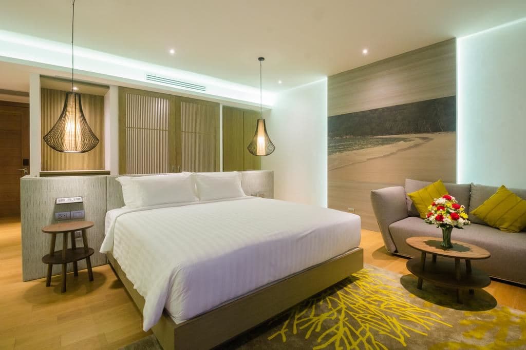 rooms-pool-suite-garden-view