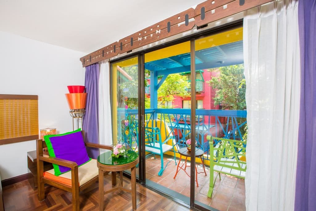 rooms-deluxe-room