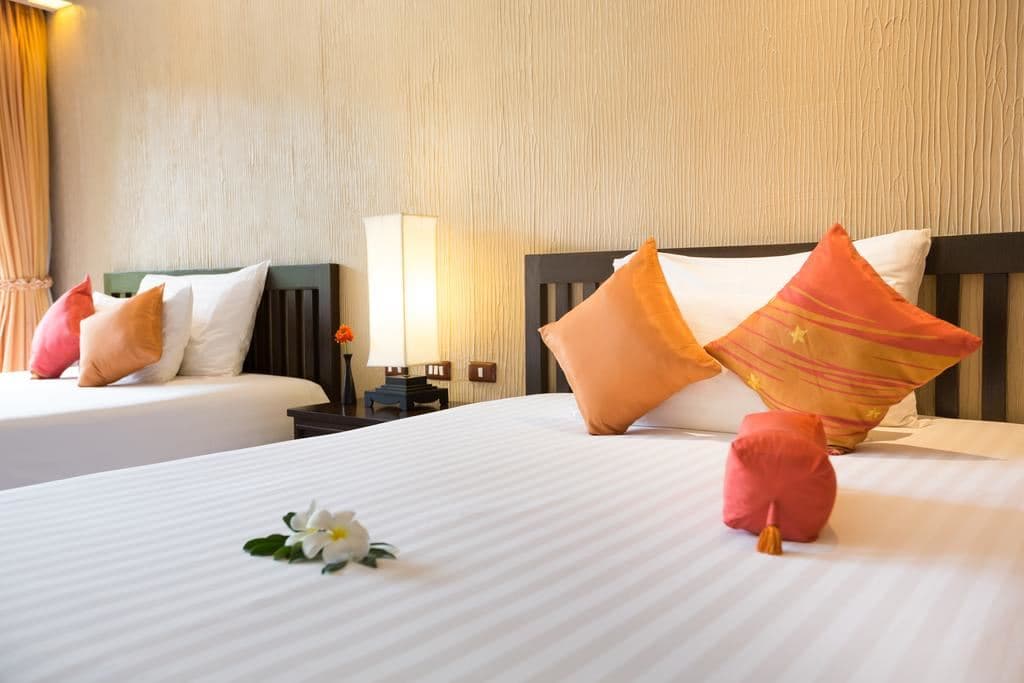 rooms-deluxe-room
