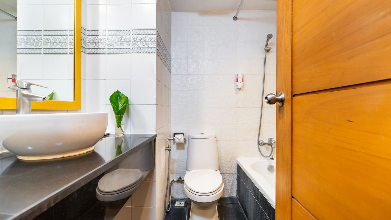 rooms-superior-room