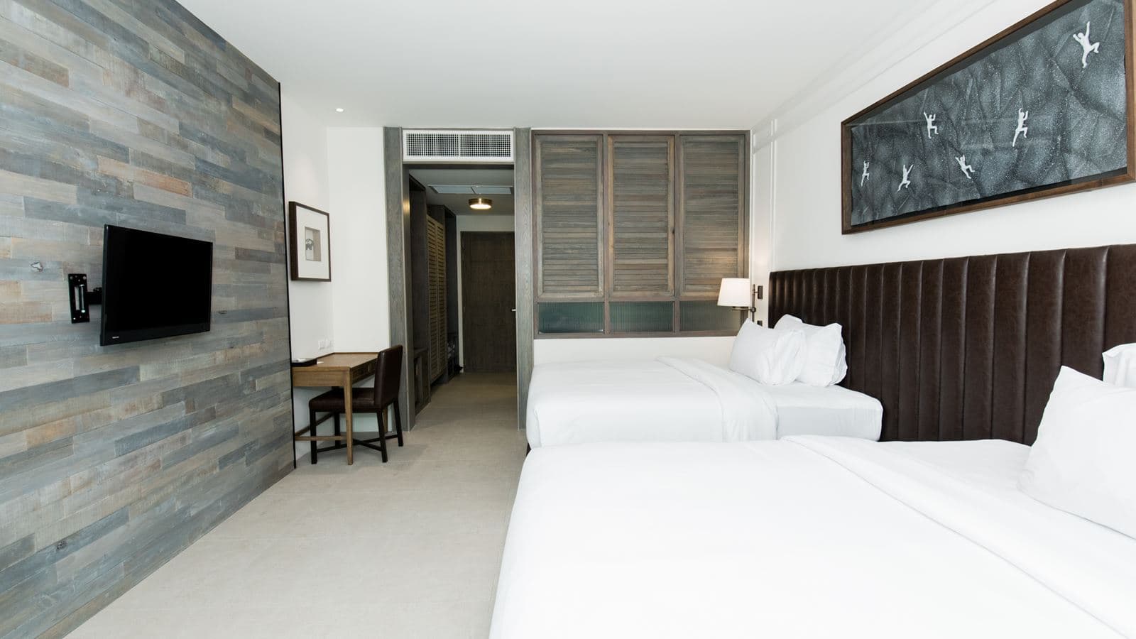 rooms-deluxe-queens