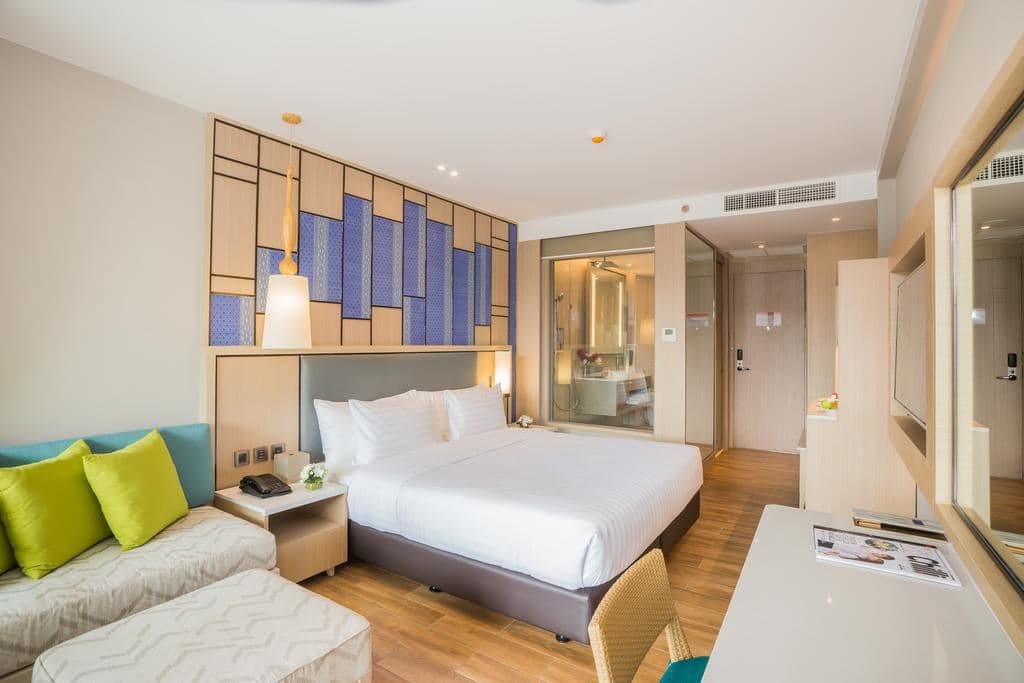 rooms-deluxe-room