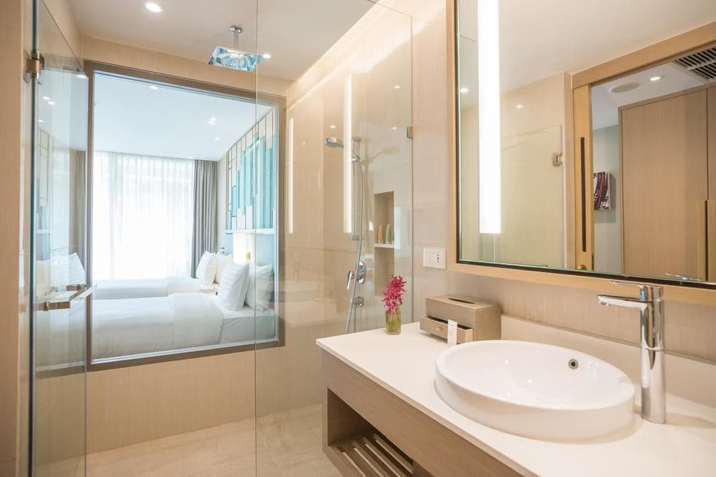 rooms-deluxe-pool-access