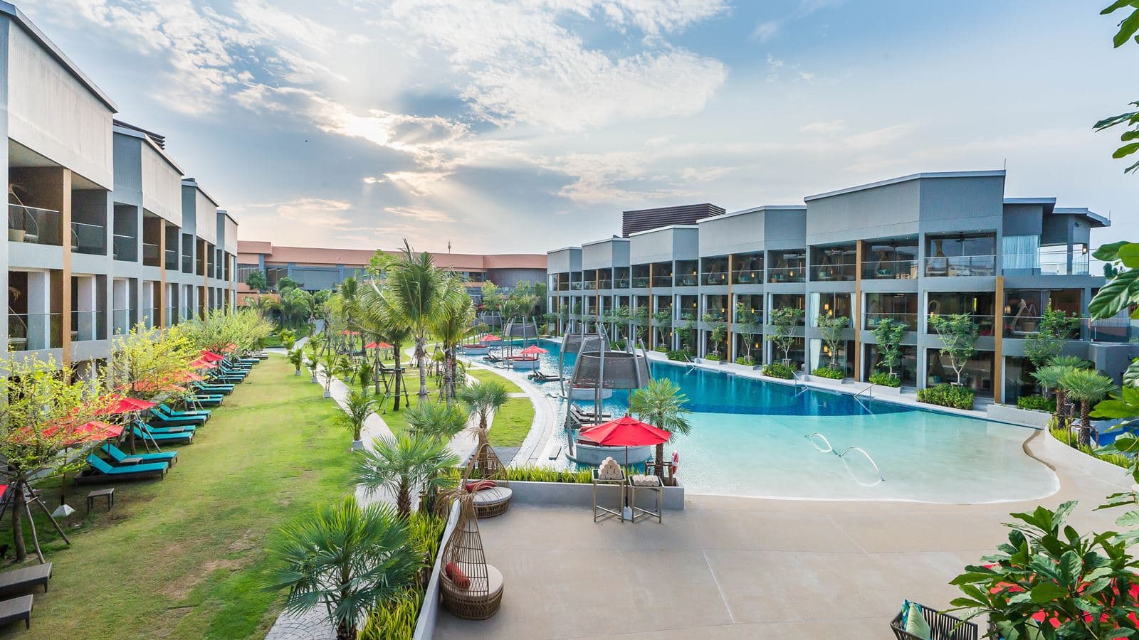 pools-outdoor-pool