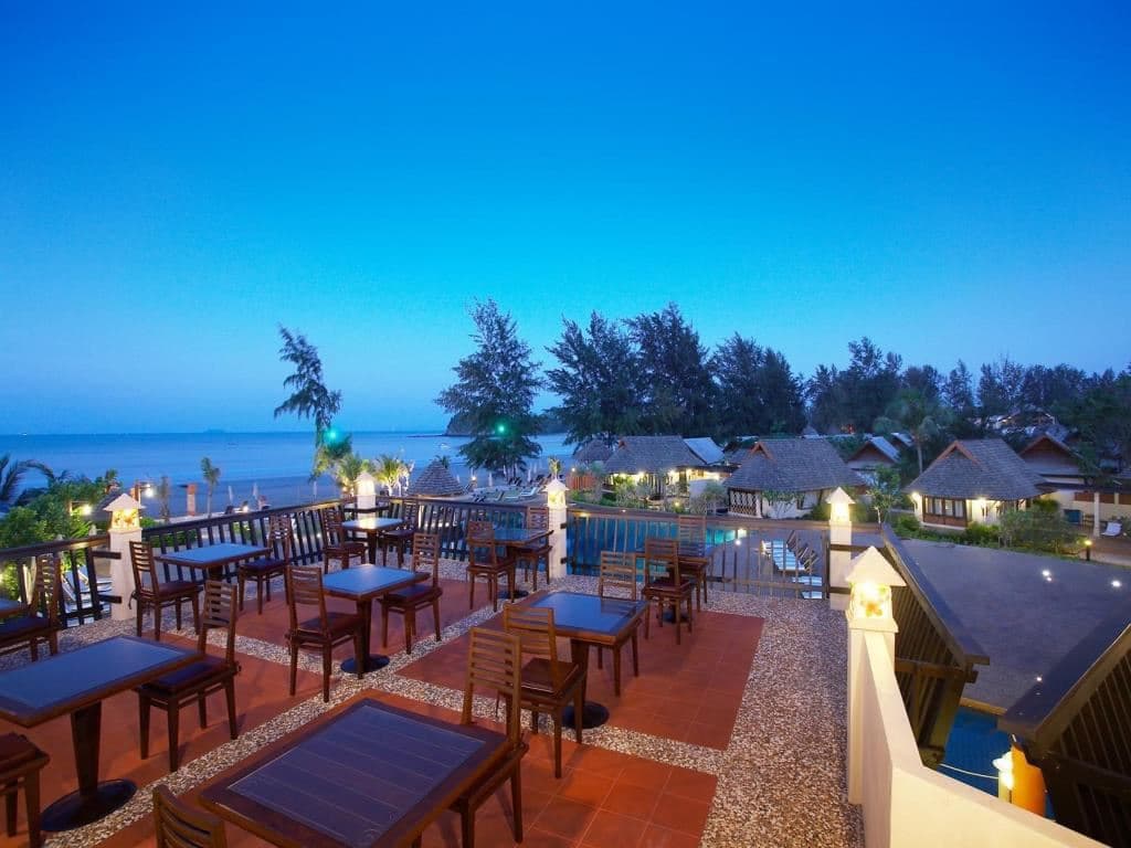 restaurants-pailin-terrace