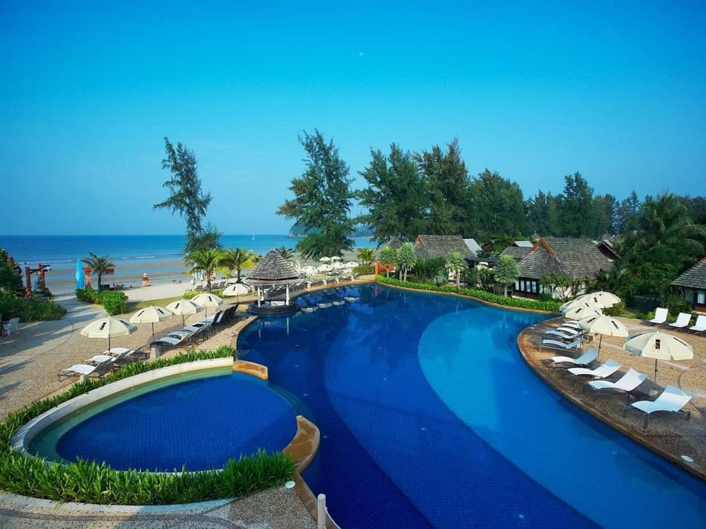 pools-outdoor-pool