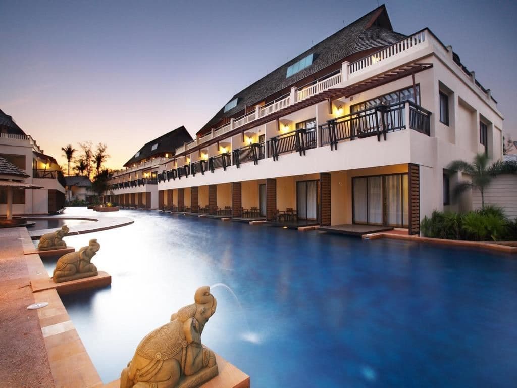 pools-outdoor-pool