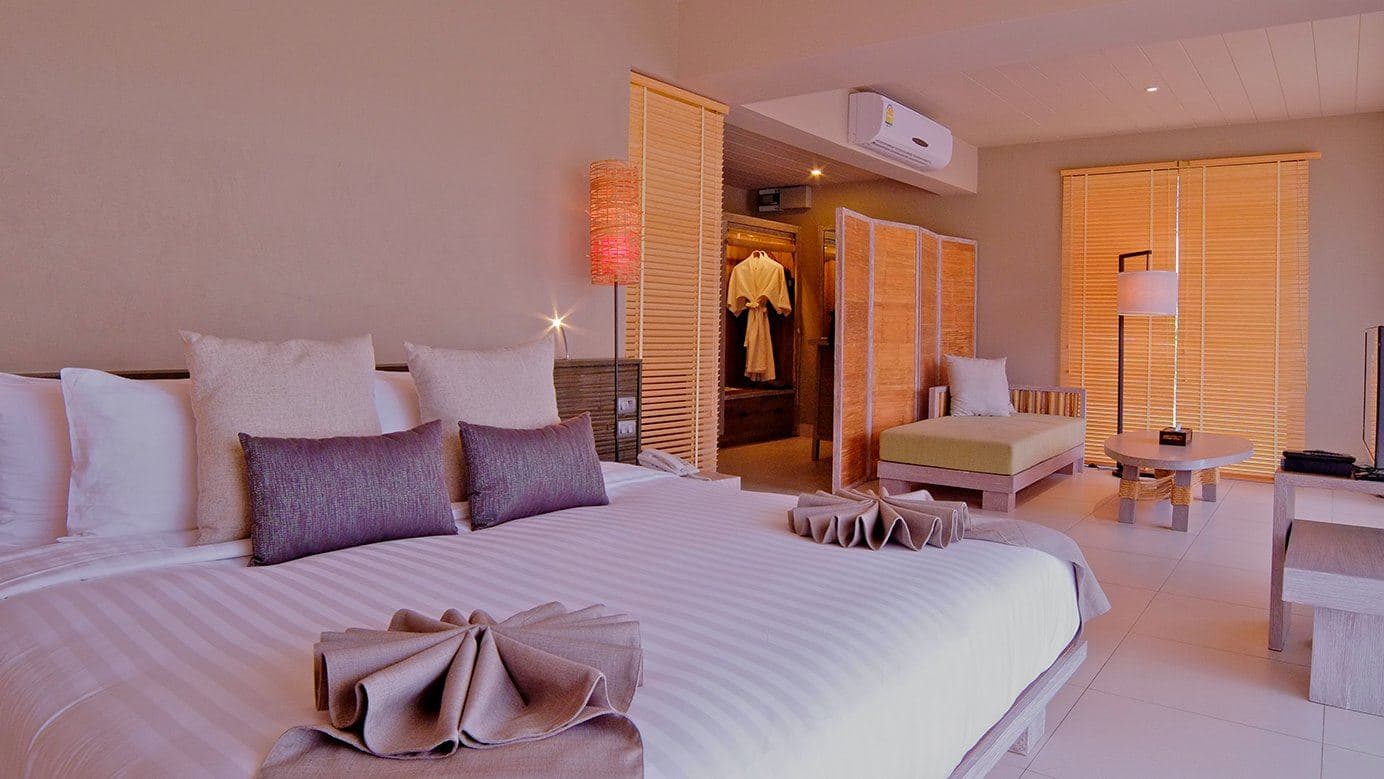 rooms-deluxe-room