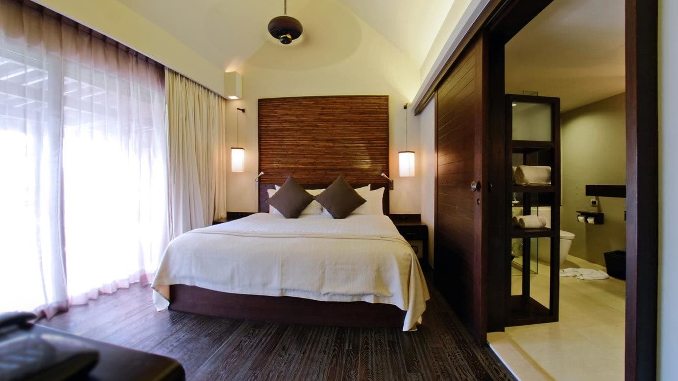 rooms-deluxe-room