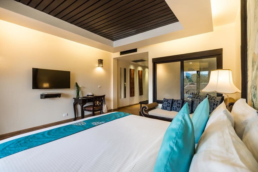 rooms-deluxe-room