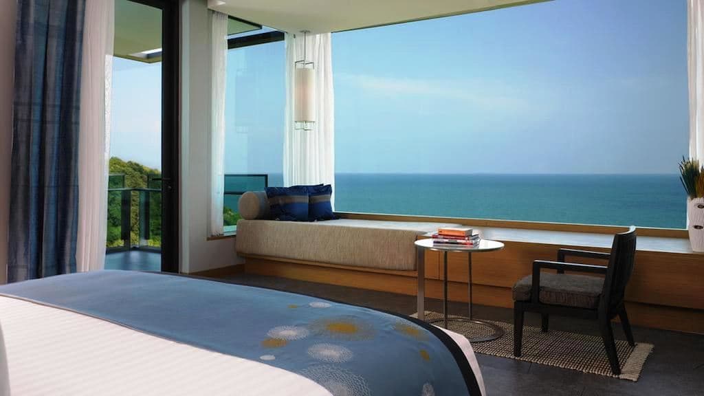 rooms-studio-corner-suite