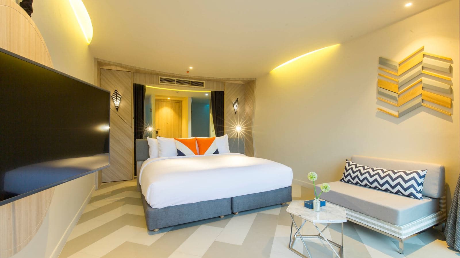 rooms-deluxe-balcony--sis-on-the-hill