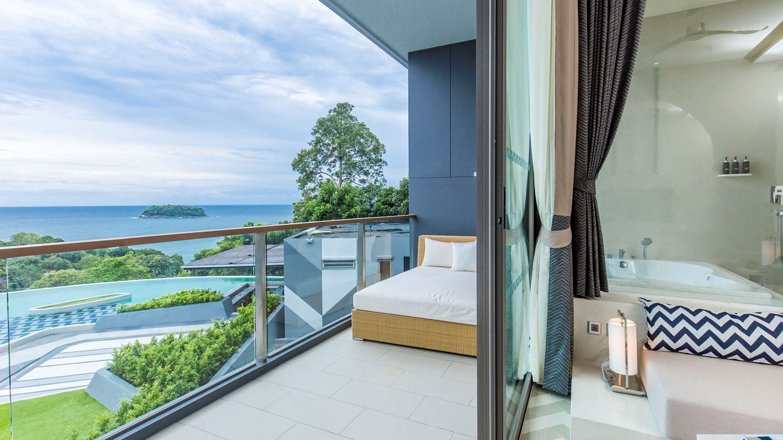 rooms-the-sis-suite
