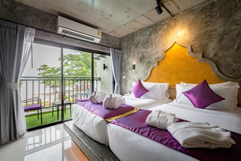 rooms-deluxe-sea-view