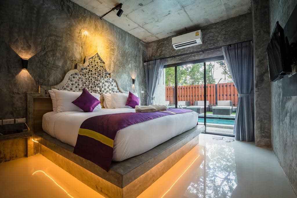 rooms-deluxe-pool-access