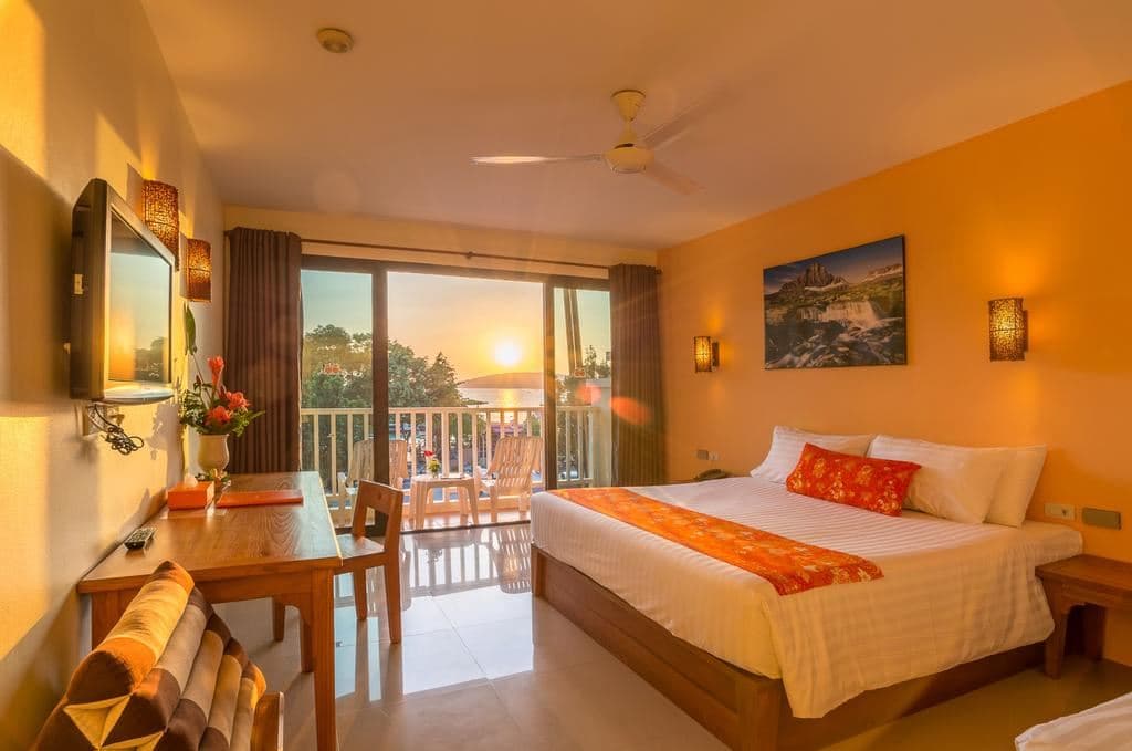 rooms-deluxe-sea-view