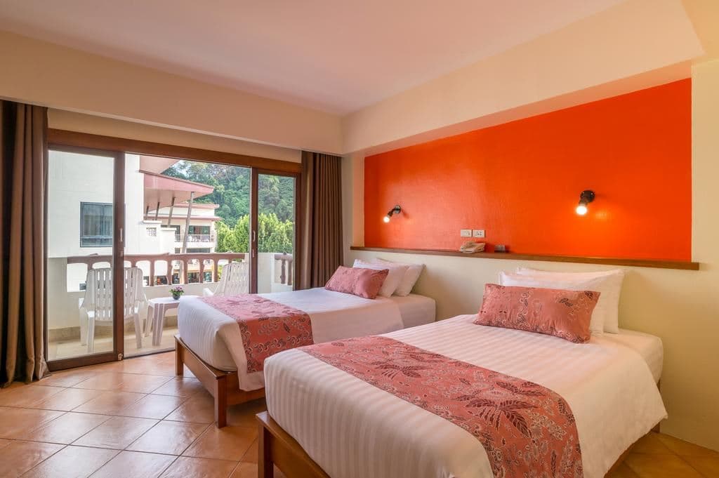 rooms-superior-room