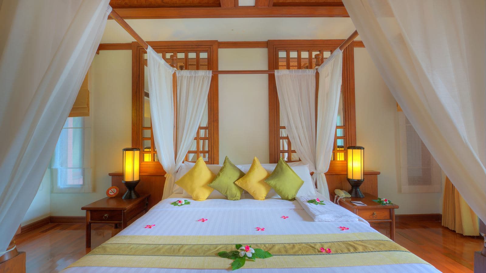 rooms-sunset-suite