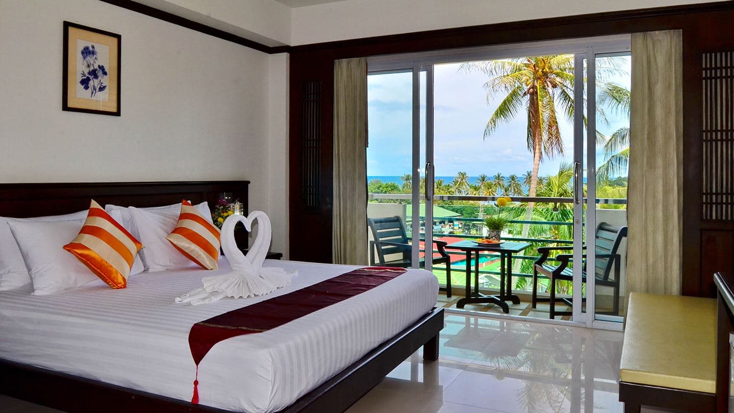 rooms-superior-room