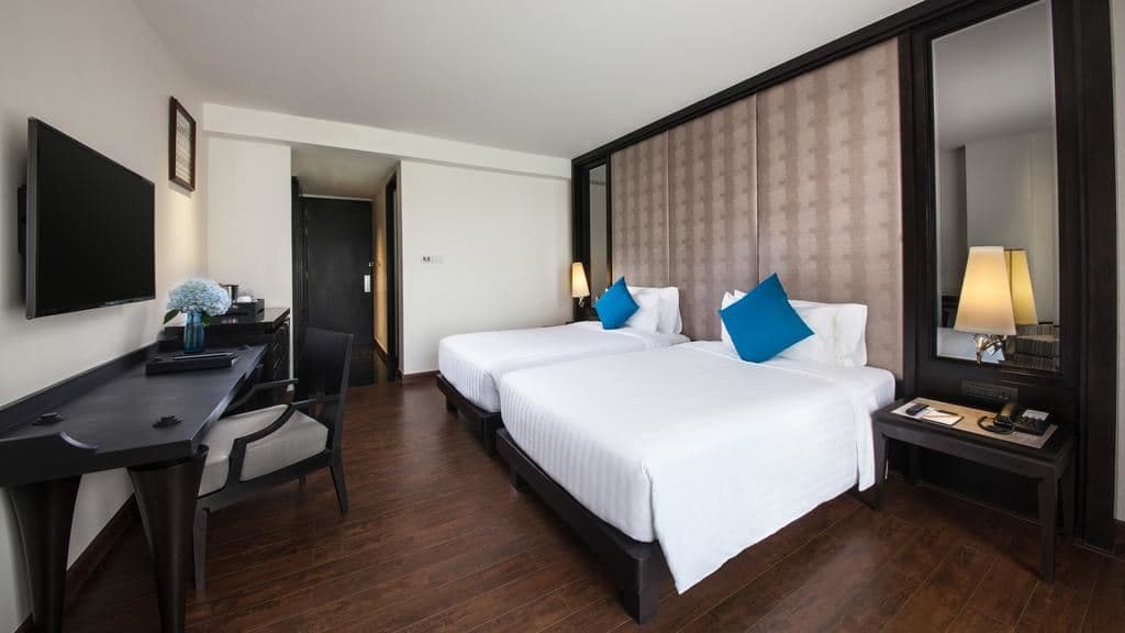 rooms-superior-room