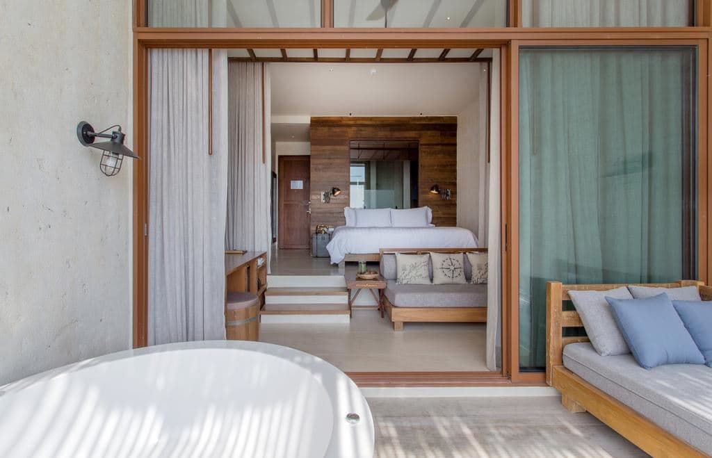 rooms-superior-sea-view