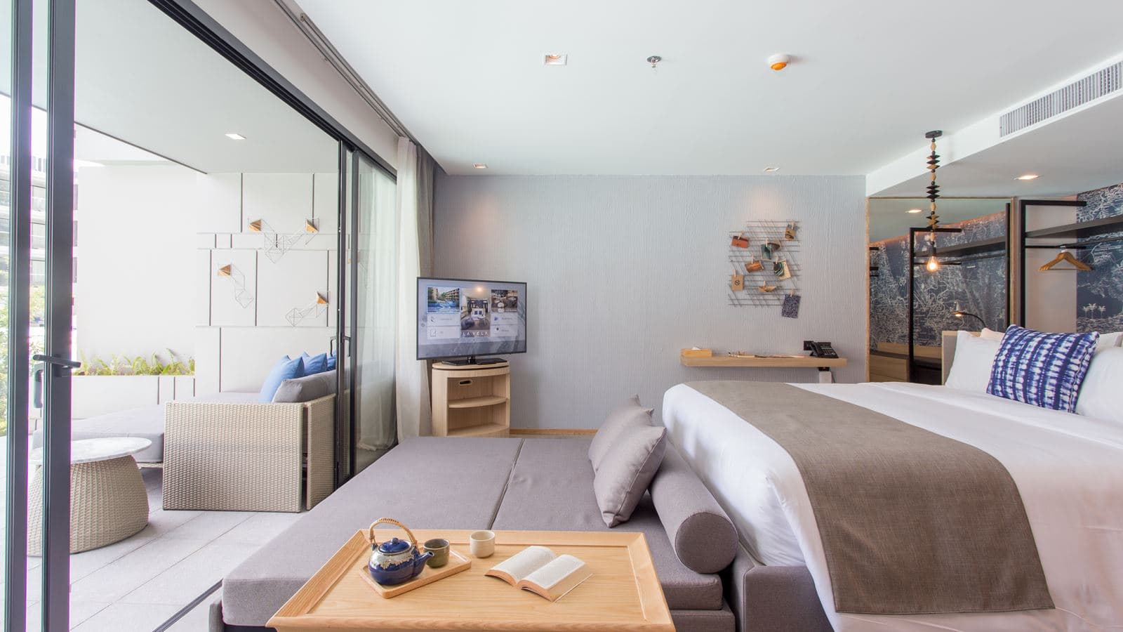 rooms-deluxe-oceanside