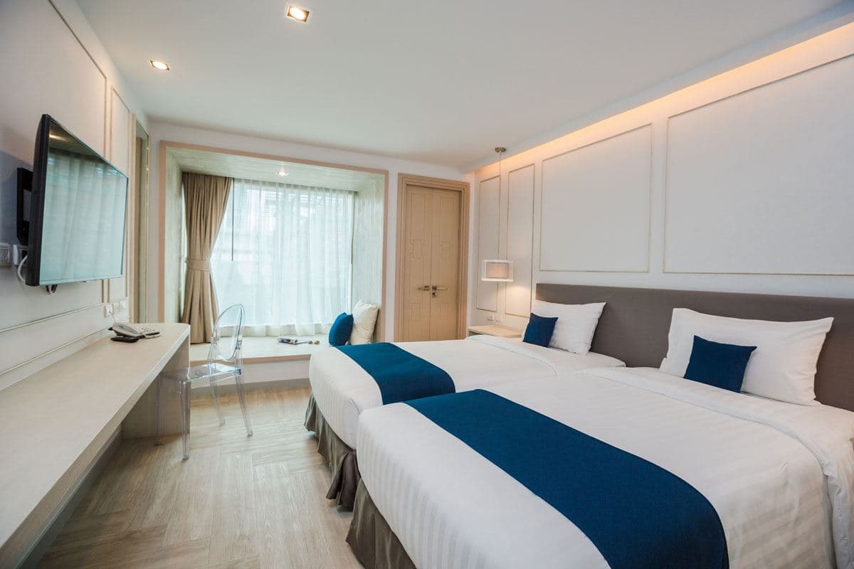 rooms-deluxe-room