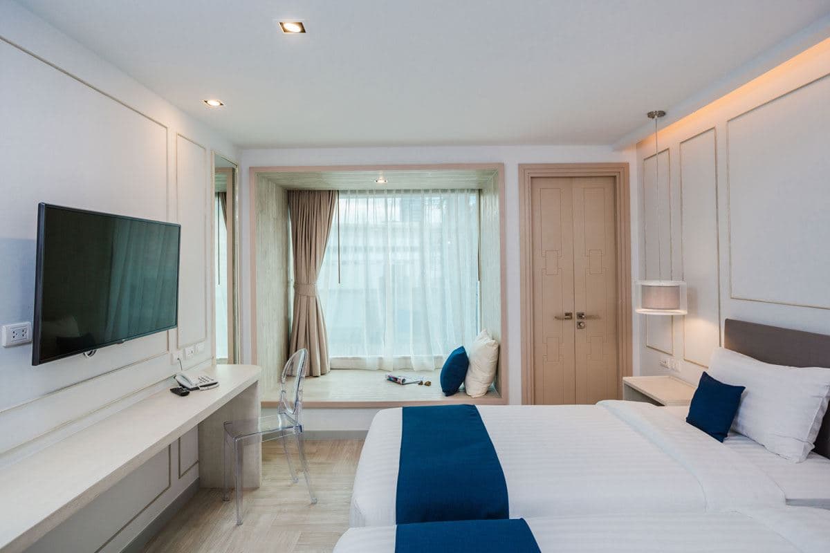 rooms-deluxe-room