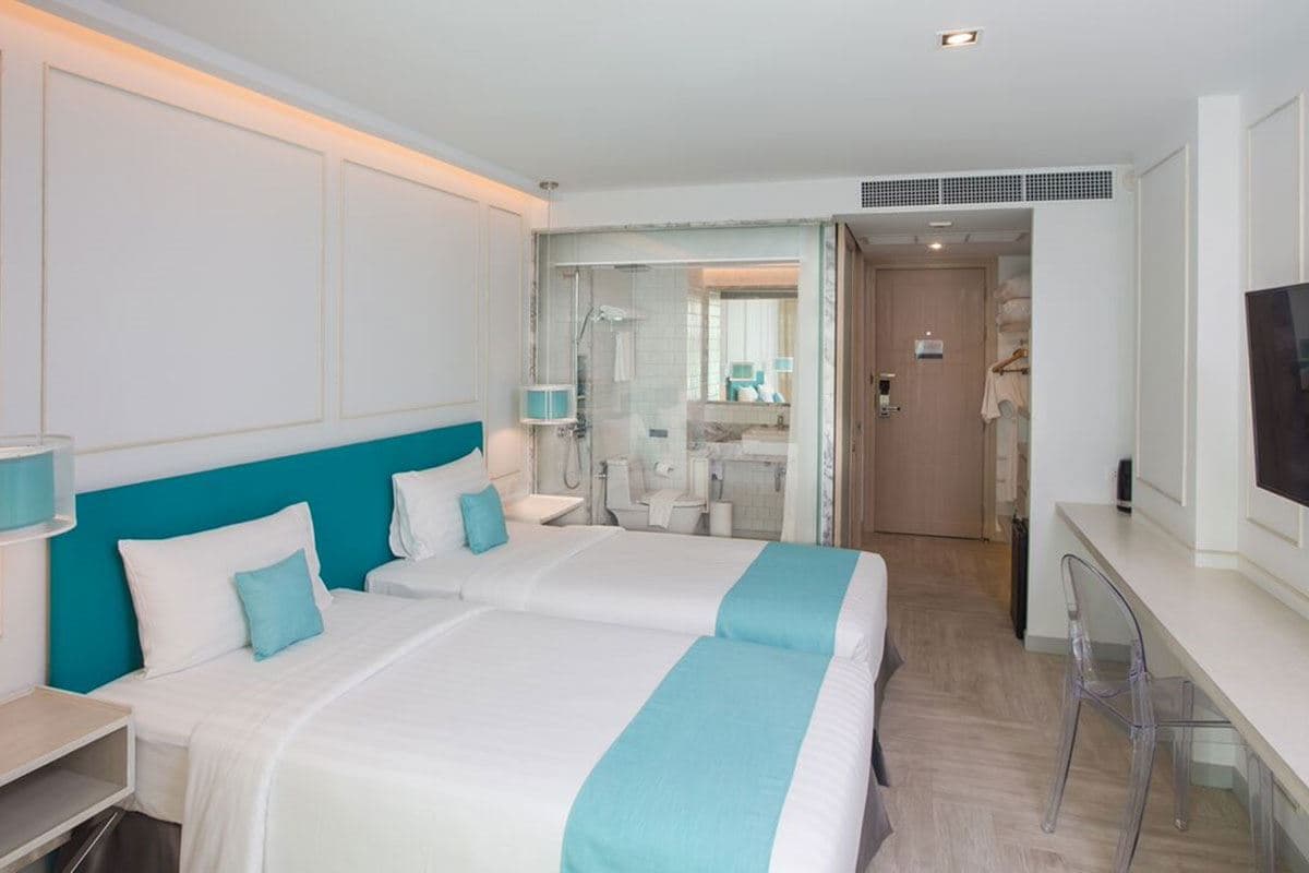 rooms-deluxe-room