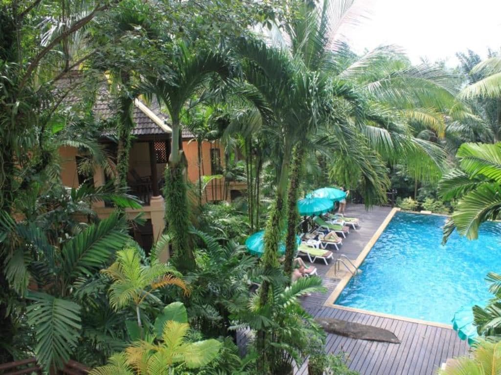 pools-outdoor-pool