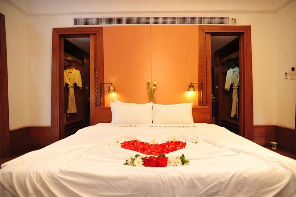 rooms-sala-villa-with-outdoor-hidro-pool