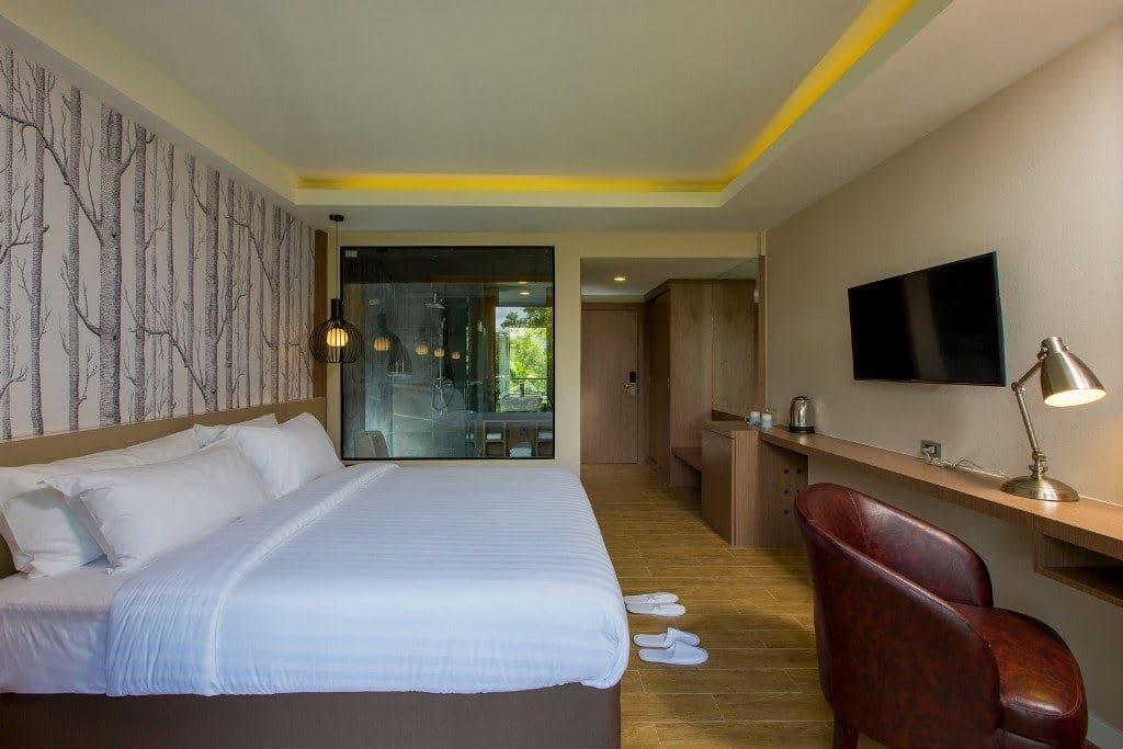 rooms-deluxe-room