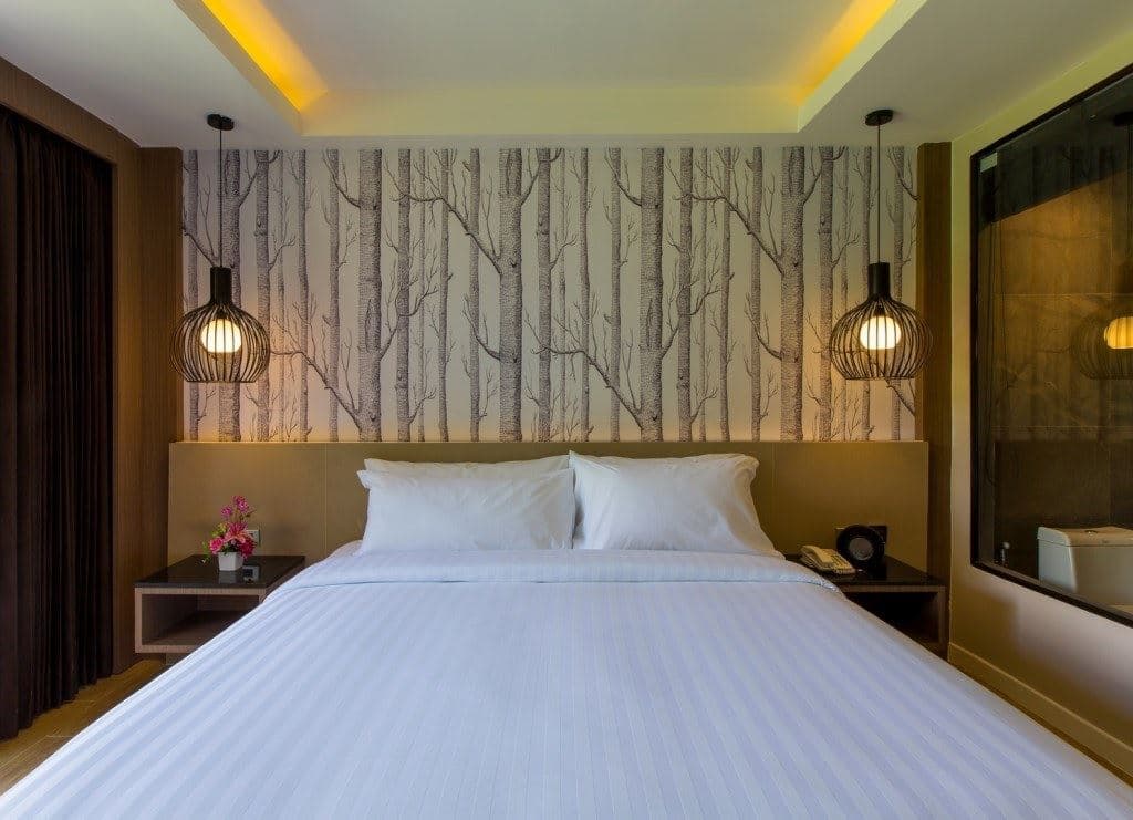 rooms-deluxe-room