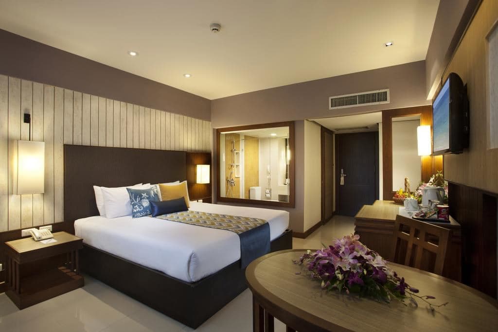 rooms-superior-pool-view
